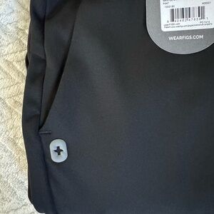 WearFigs Back Scrub Pants FormX New w/tags